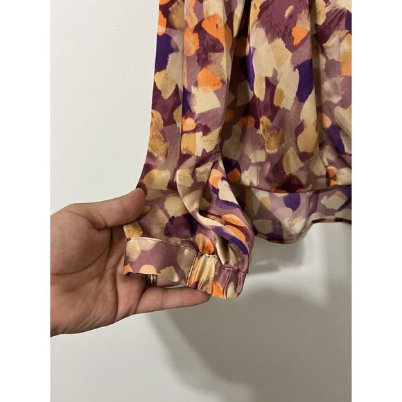 Cabi Orange # 4718 V-Neck Crossover Long Sleeve Satin Blouse Twinkle Tuck XS - Picture 6 of 7